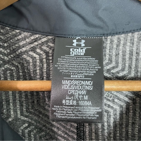 [Under Armour] Women's Heat Gear Gray Sleeveless Zip Up Vest - Picture 4 of 7